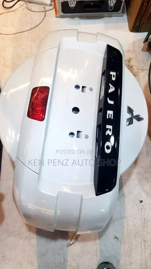 Mitsubishi Pajero Spare Tyre Cover ( White)