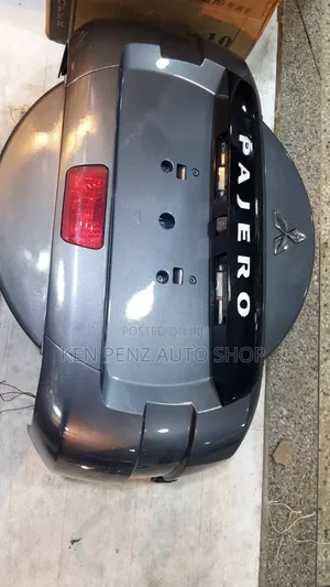 Mitsubishi Pajero Spare Tyre Cover ( Grey)