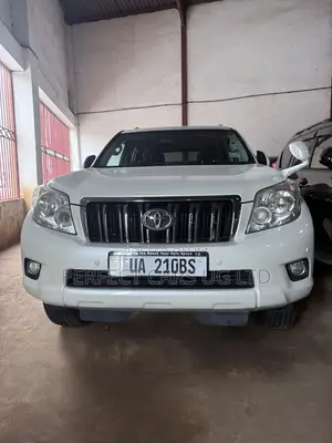 Toyota Land Cruiser Prado 2.7 i 2010 White