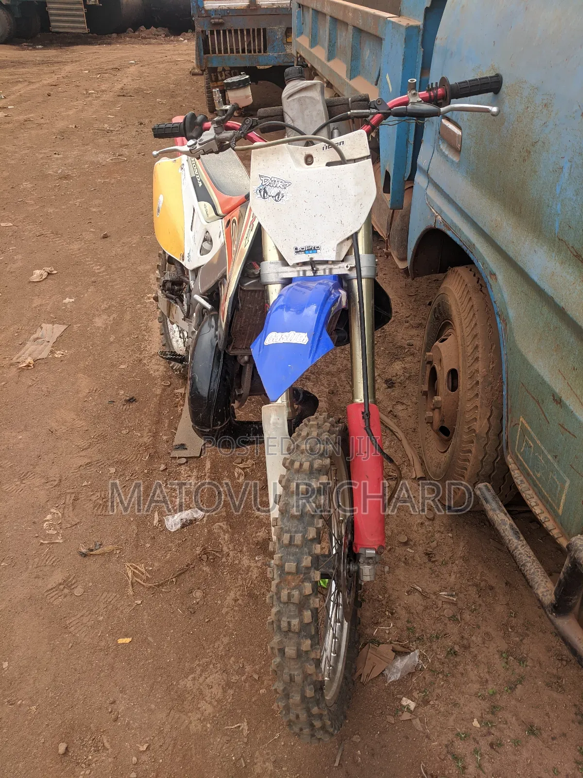 Honda 2007 Orange