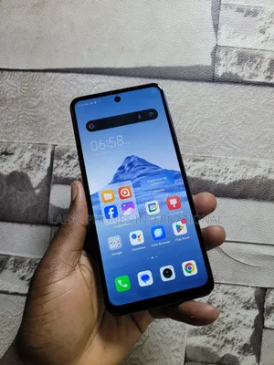 Tecno Spark 20 128 GB Blue