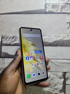 Tecno Spark 20 128 GB
