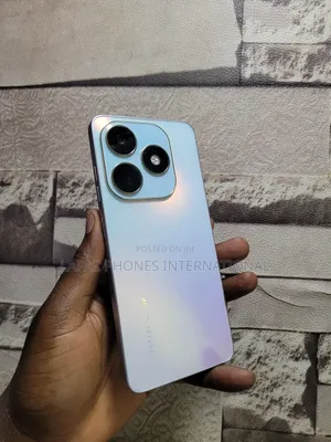 Tecno Spark 20 128 GB