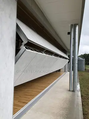 Automated Bi-Fold Gates. Fast. Space-Saving. Secure.