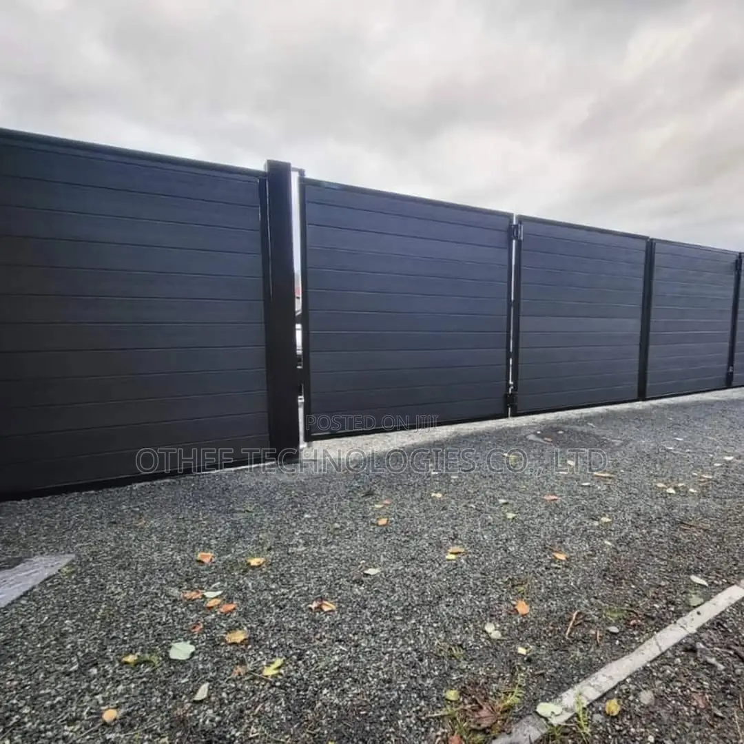 Automated Bi-Fold Gates. Fast. Space-Saving. Secure.