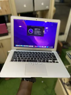 Laptop Apple MacBook Air 2015 8GB Intel Core I7 SSD 128GB