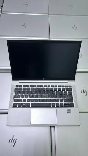 Laptop HP EliteBook 830 G7 16GB Intel Core i5 SSD 512GB