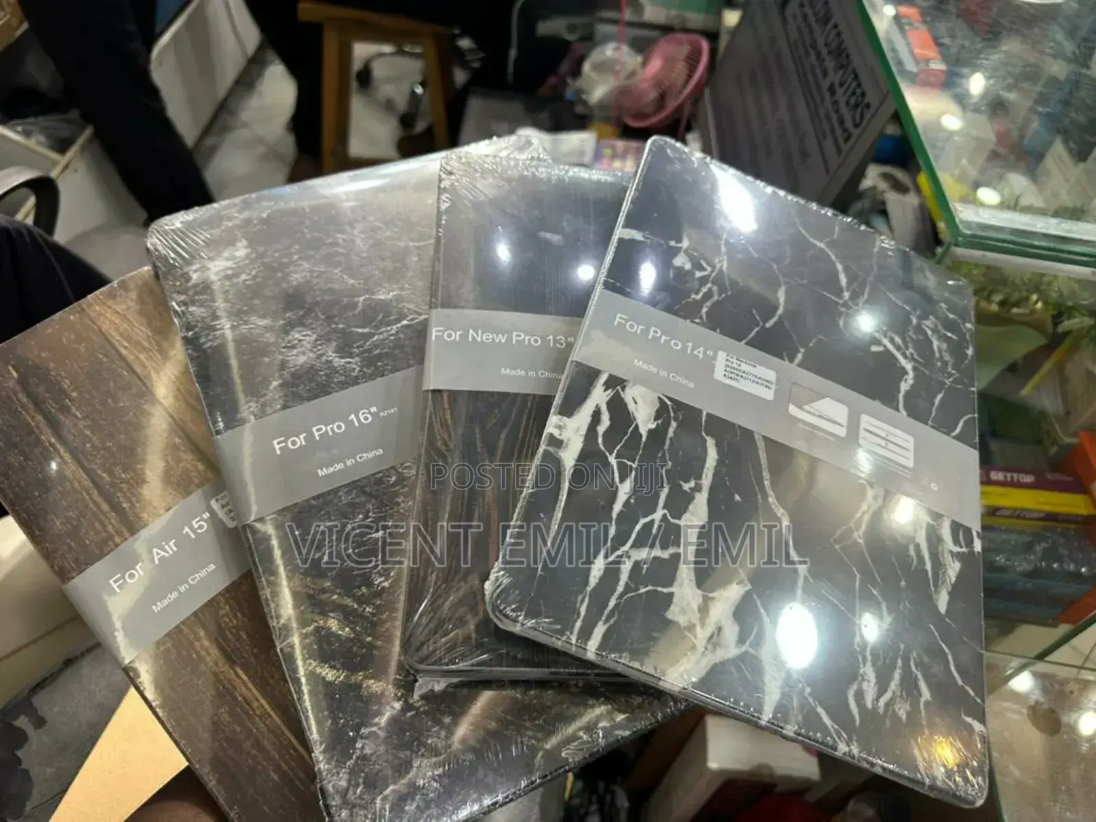 Macbook Covers / Macbook Cases