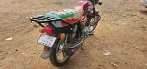 TVS HLX 125 2023 Red