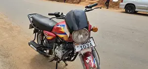 Bajaj Boxer 125 2025 Red