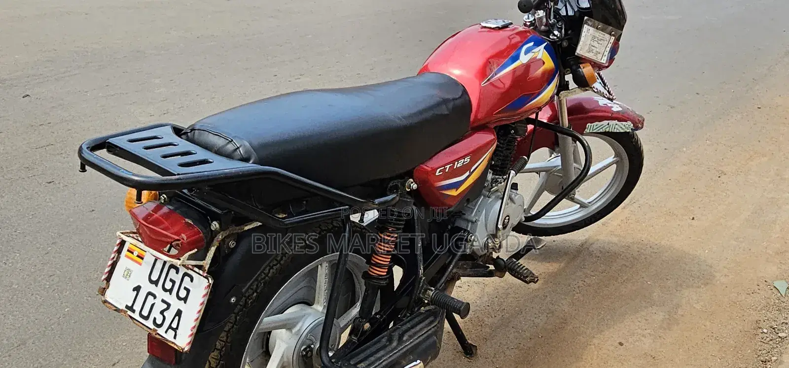 Bajaj Boxer 125 2025 Red