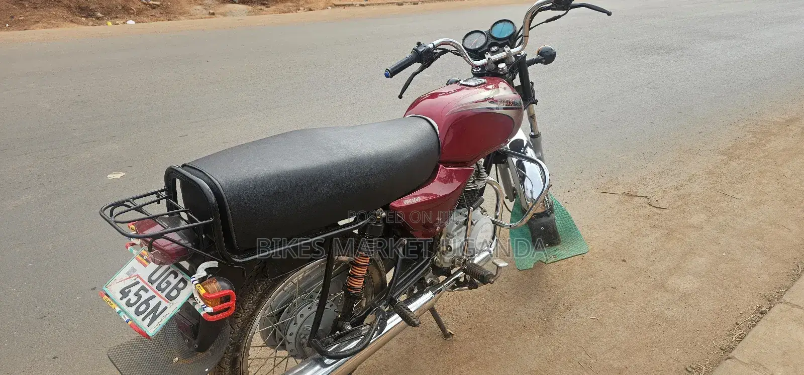 Bajaj Boxer 2025 Red