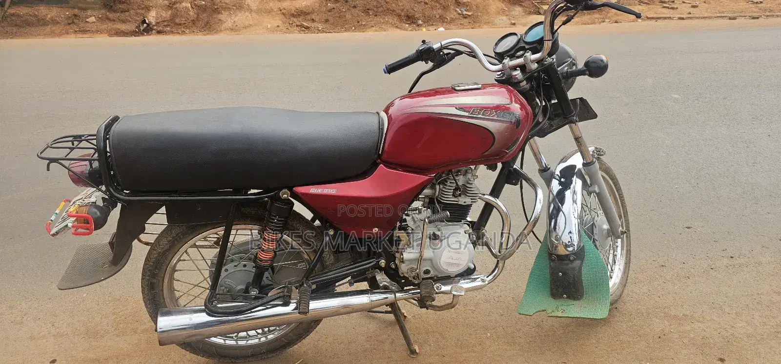 Bajaj Boxer 2025 Red
