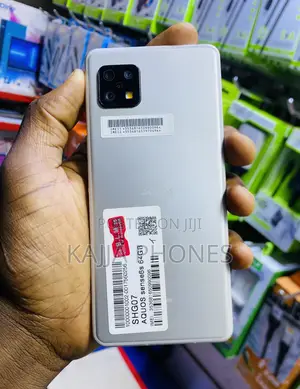 Sharp Aquos R SHV39 64 GB Gray