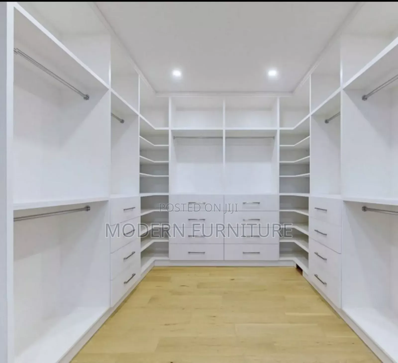 Walk in Closet in White Color
