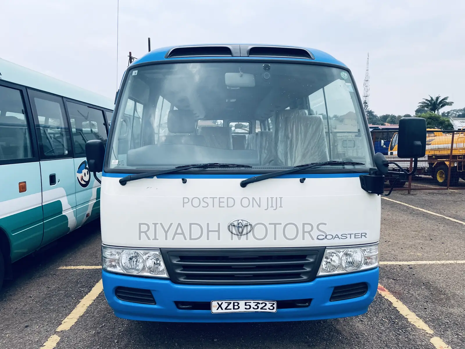 Toyota Coaster 2011 White