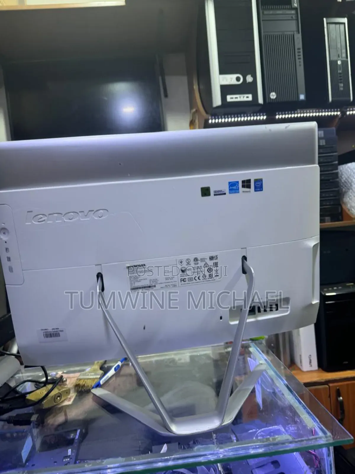 Desktop Computer Lenovo ThinkCentre M710 8GB Intel Core I3 HDD 1T