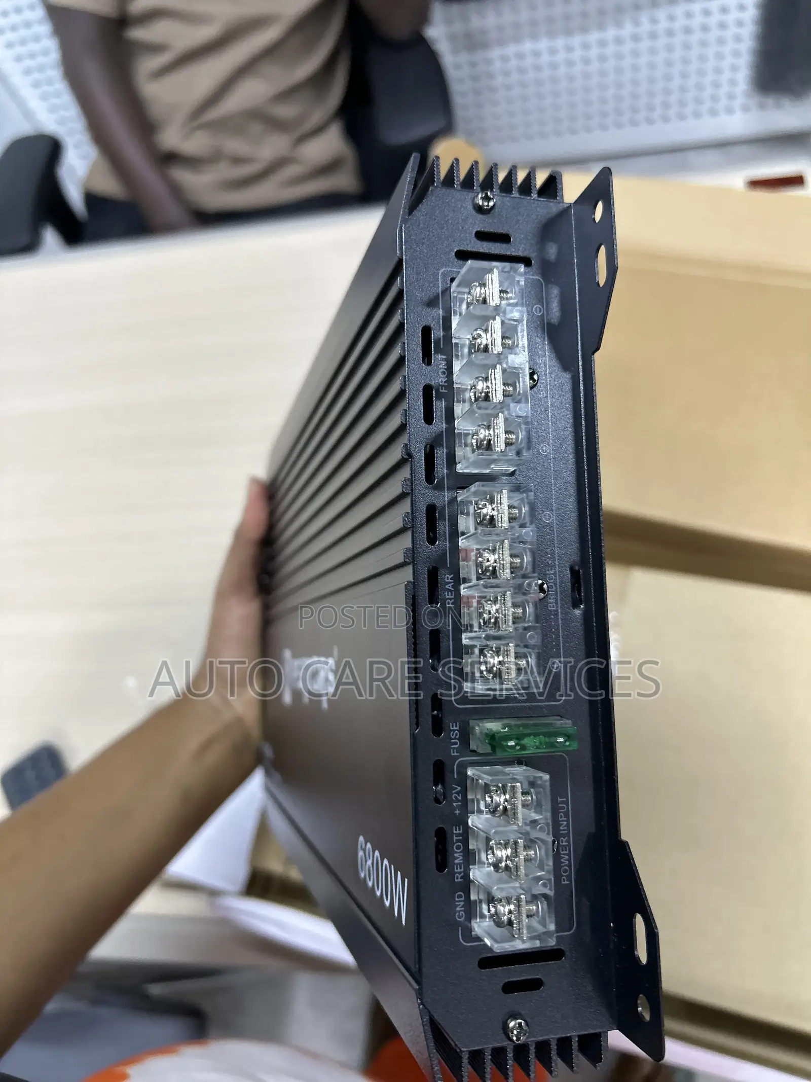 4 Channel Amplifier