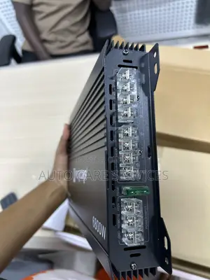 4 Channel Amplifier