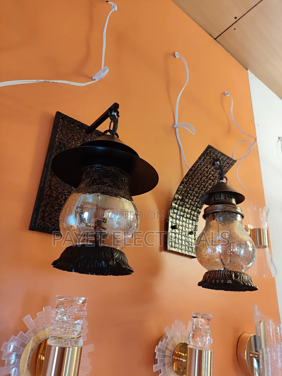Lanten Wall Light