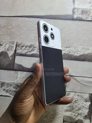 Tecno Spark 10 Pro 256 GB