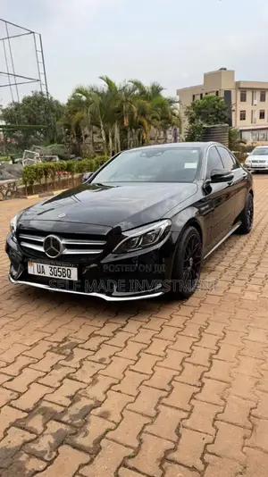 Mercedes-Benz C180 2018 Black