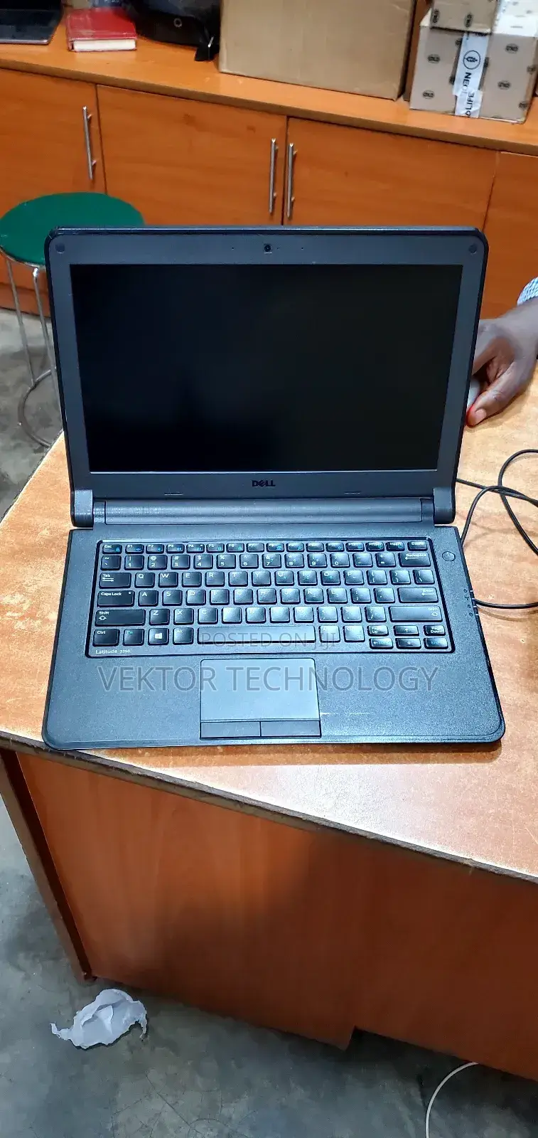 Laptop Dell Latitude 3350 4GB Intel Core I3 HDD 500GB