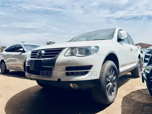 Volkswagen Touareg V6 TDI 2010 Pearl