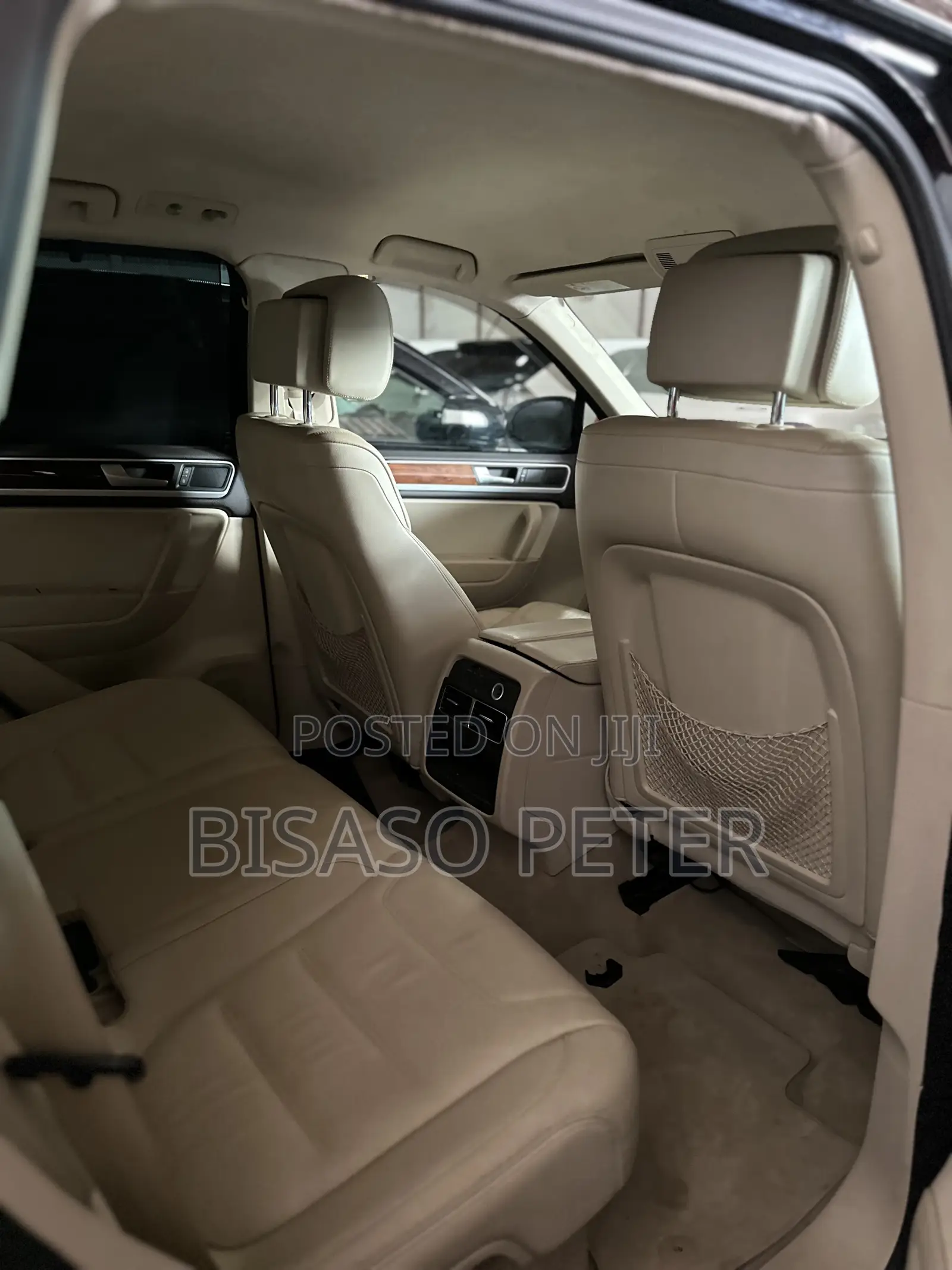 Volkswagen Touareg 2012 Black