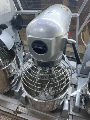 4kgs Brandnew Cake Mixer Commercial Machine