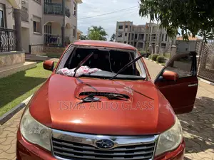 Windscreen Glass Service