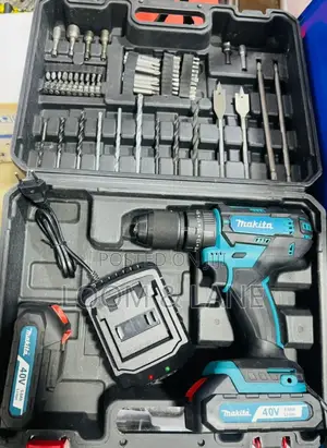 Makita 40v Max XGT Cordless Hammer Driver Drill Kit 4