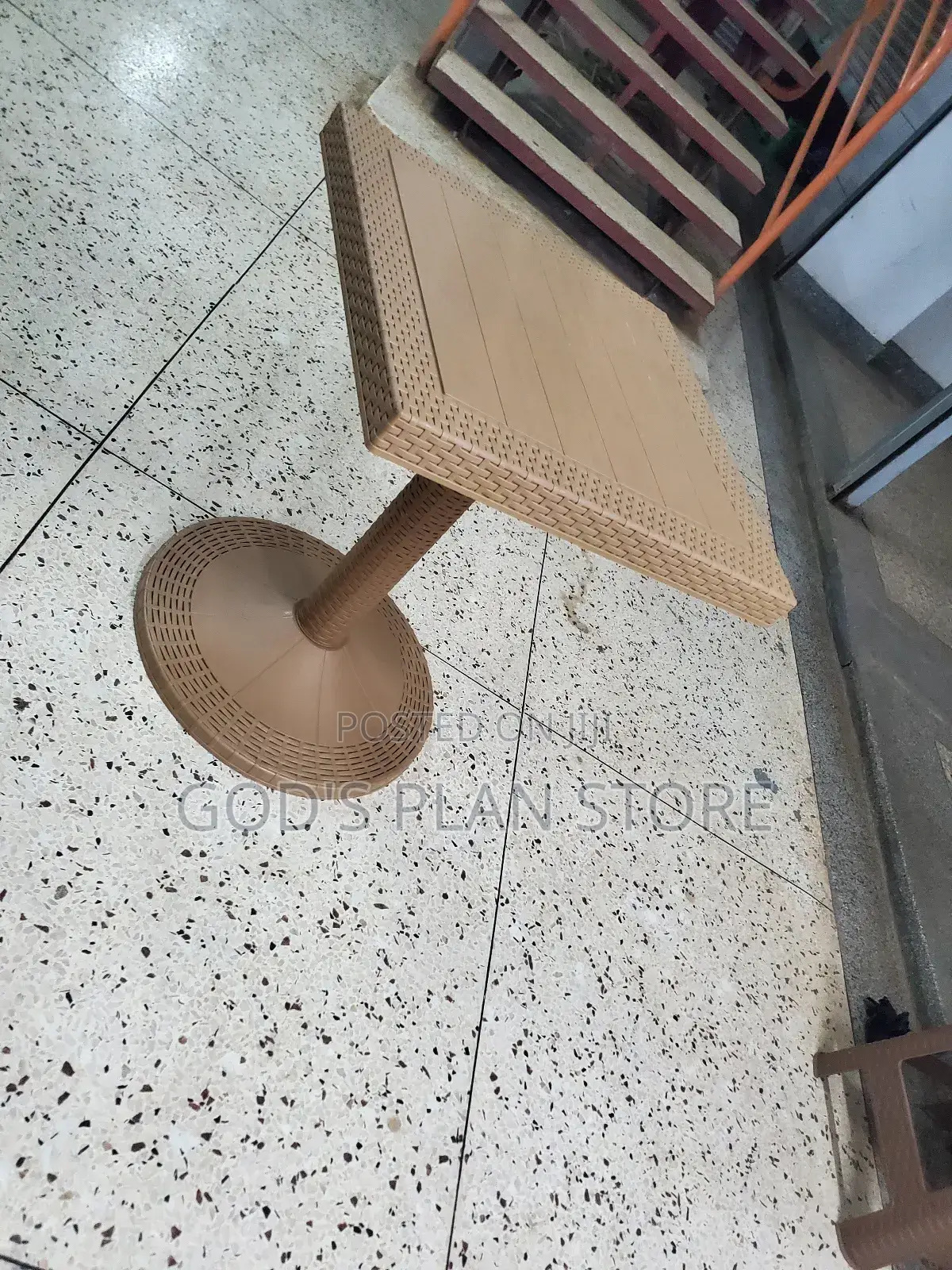 Advanced Plastic Table Plastic Table