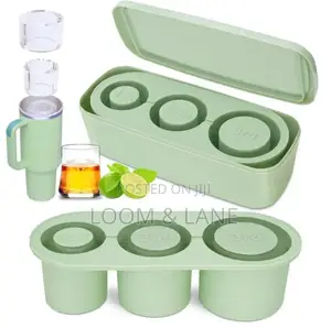 Cylinder Ice Cube Tray With Lid and Container