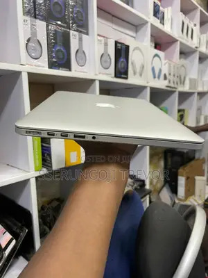 Laptop Apple MacBook Pro 8GB Intel Core I5 SSD 128GB