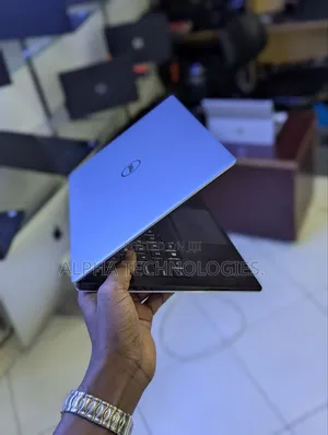 Laptop Dell XPS 13 9340 8GB Intel Core I7 SSD 256GB