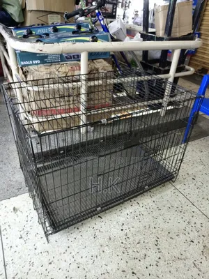 Heavy-Duty Metallic Dog Cage 92cm× 55cm×65cm