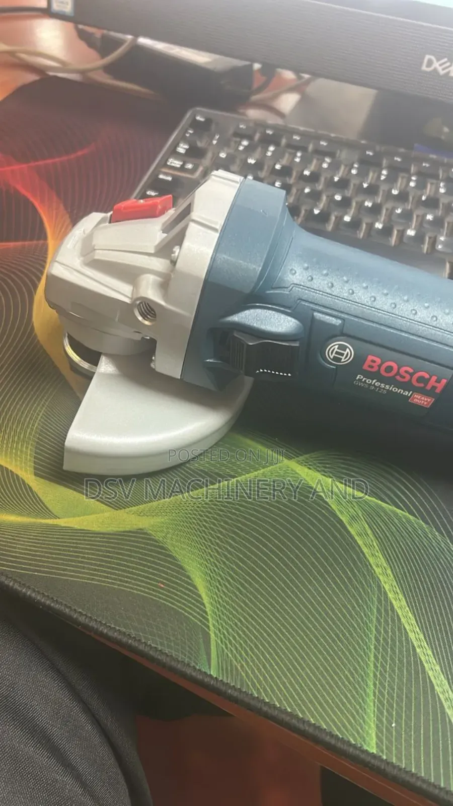 900w Bosch Grinder