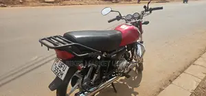 Hero Dawn 100 2023 Red
