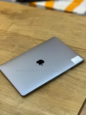 Laptop Apple MacBook Pro 2017 8GB Intel Core I5 SSD 256GB