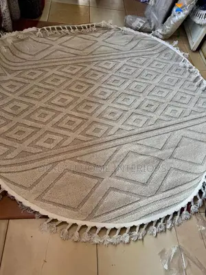 Light Grey Round Carpet