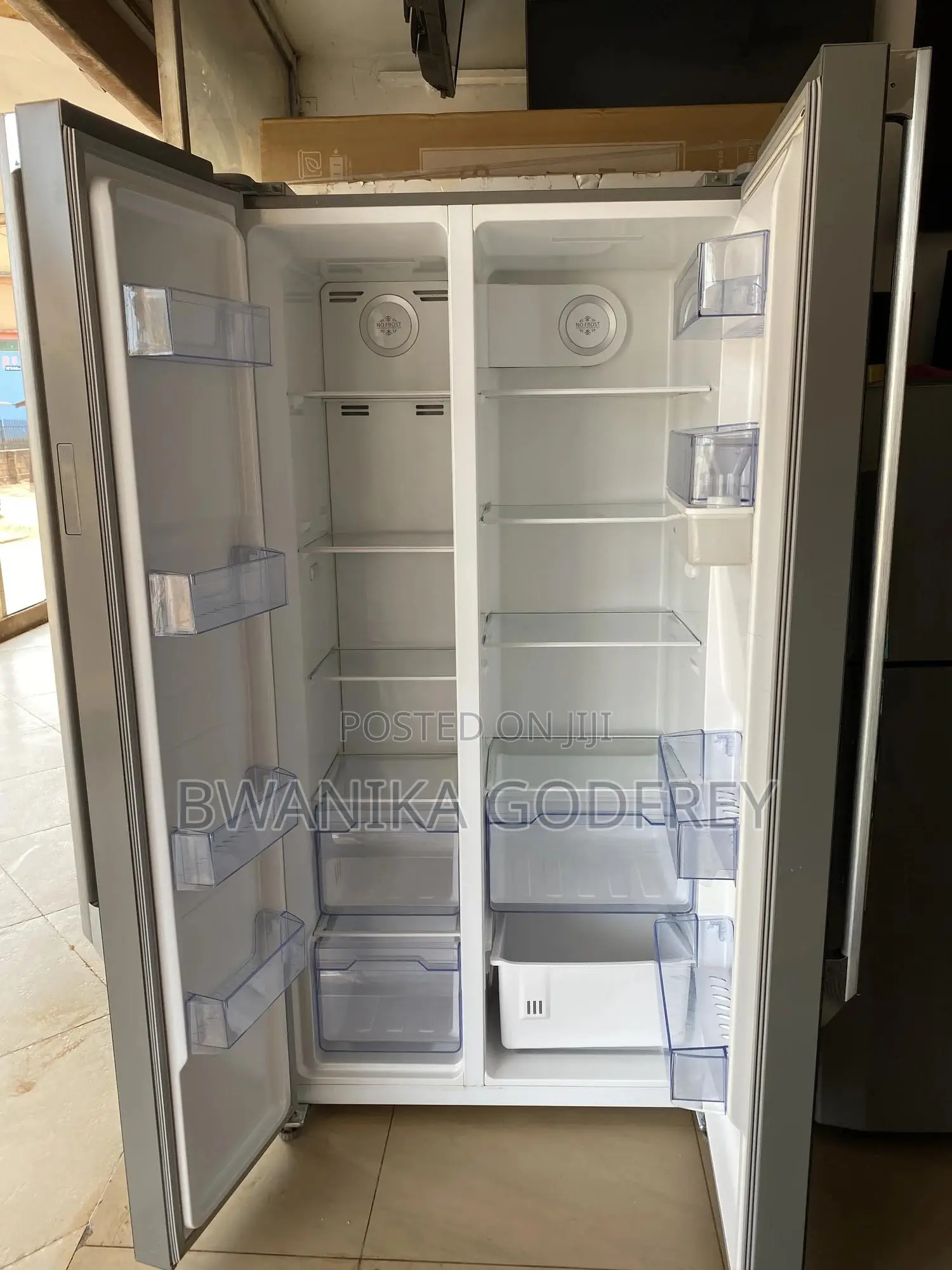 Lg Refrigerator Side by Side 690