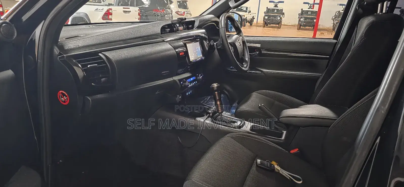Toyota Hilux 2019 Black