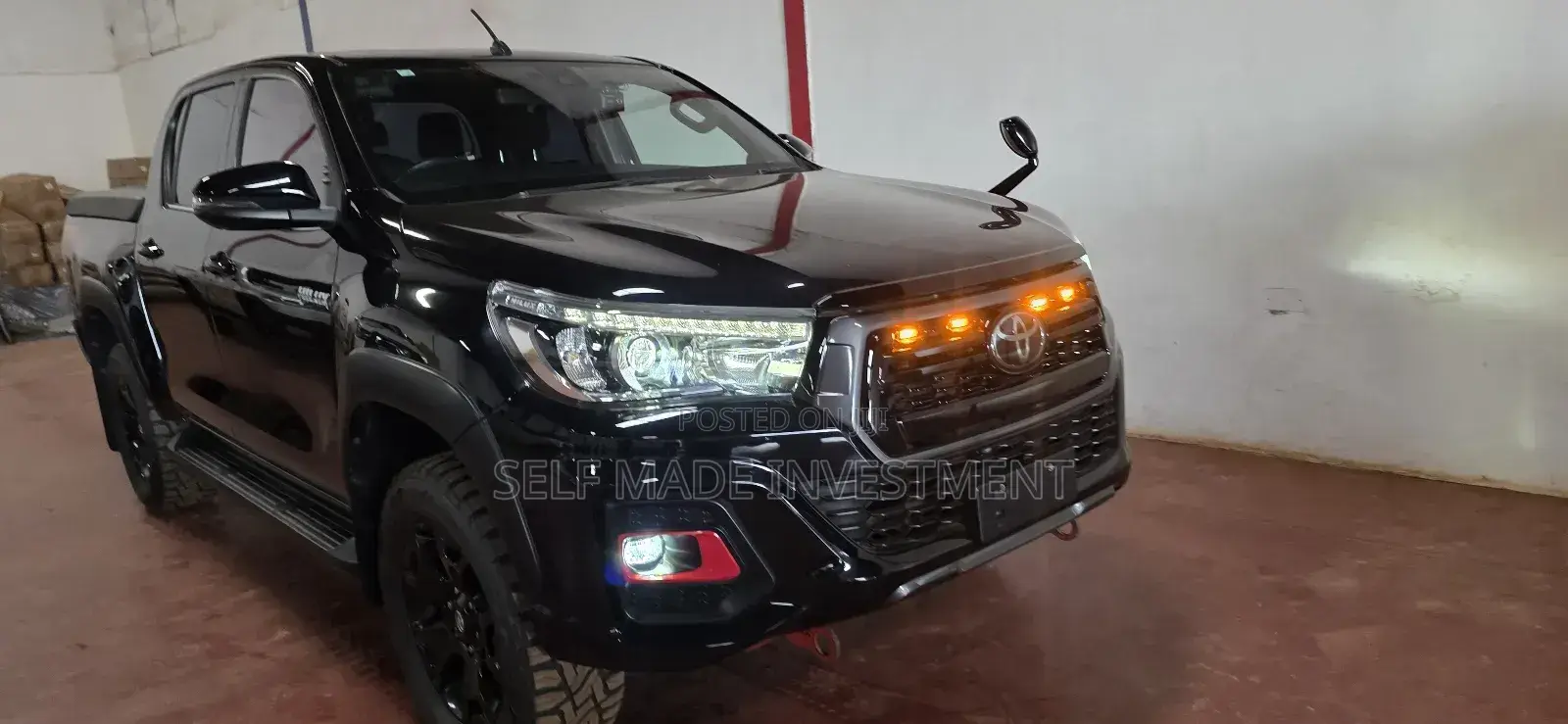 Toyota Hilux 2019 Black