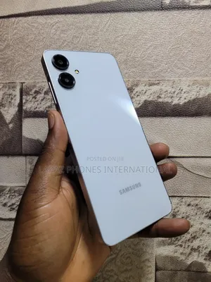 Samsung Galaxy A06 64 GB White