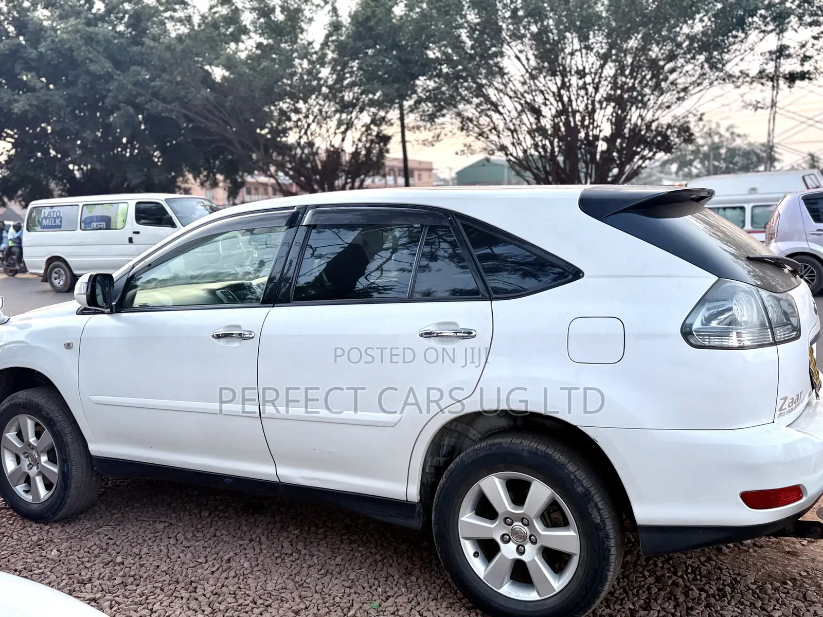 Toyota Harrier 2.4 2007 Off white