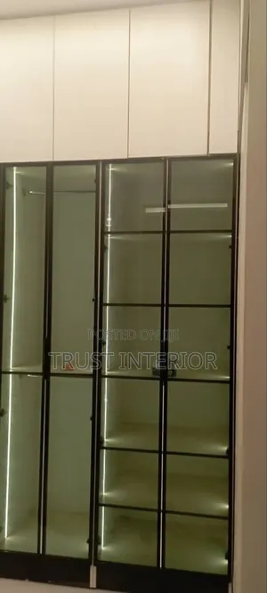 Wardrobe Engineers 12