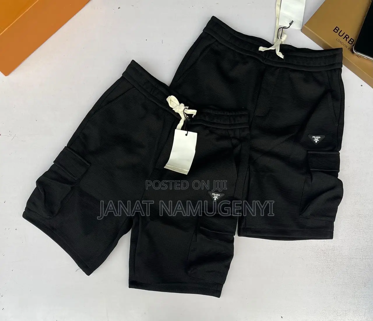 Prard Black Shorts With Side Pockets