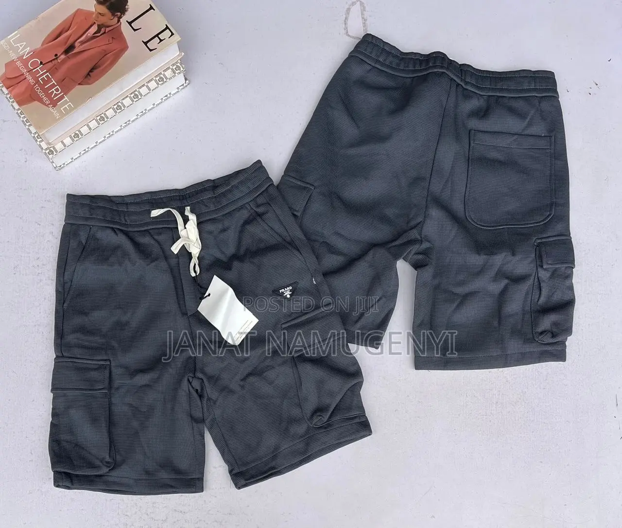 Prara Gray Shorts With Side Pockets