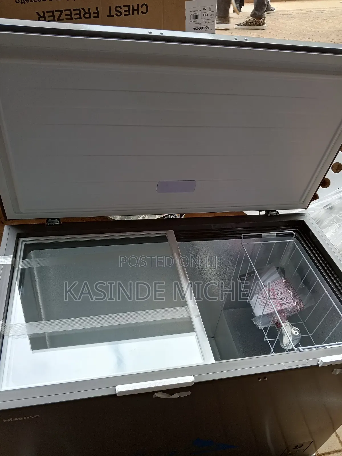 400litres Hisence Deep Freezer